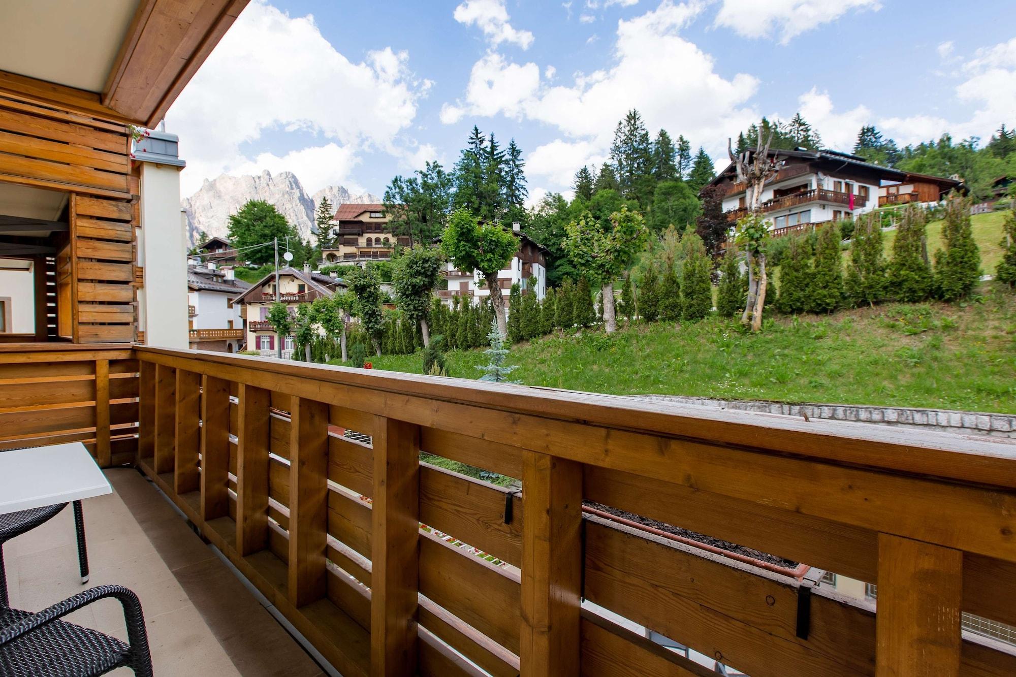 Radisson Residences Savoia Palace Cortina d’Ampezzo Exterior foto