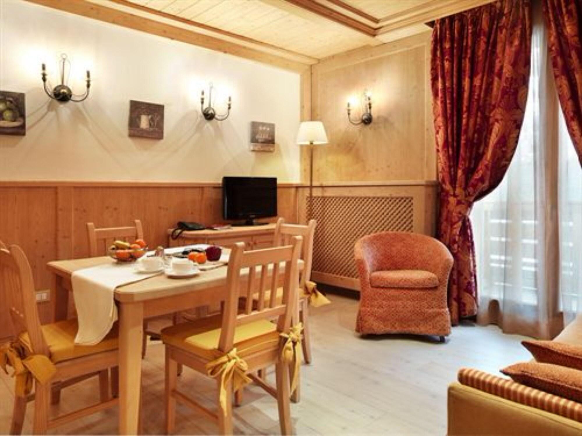 Radisson Residences Savoia Palace Cortina d’Ampezzo Exterior foto